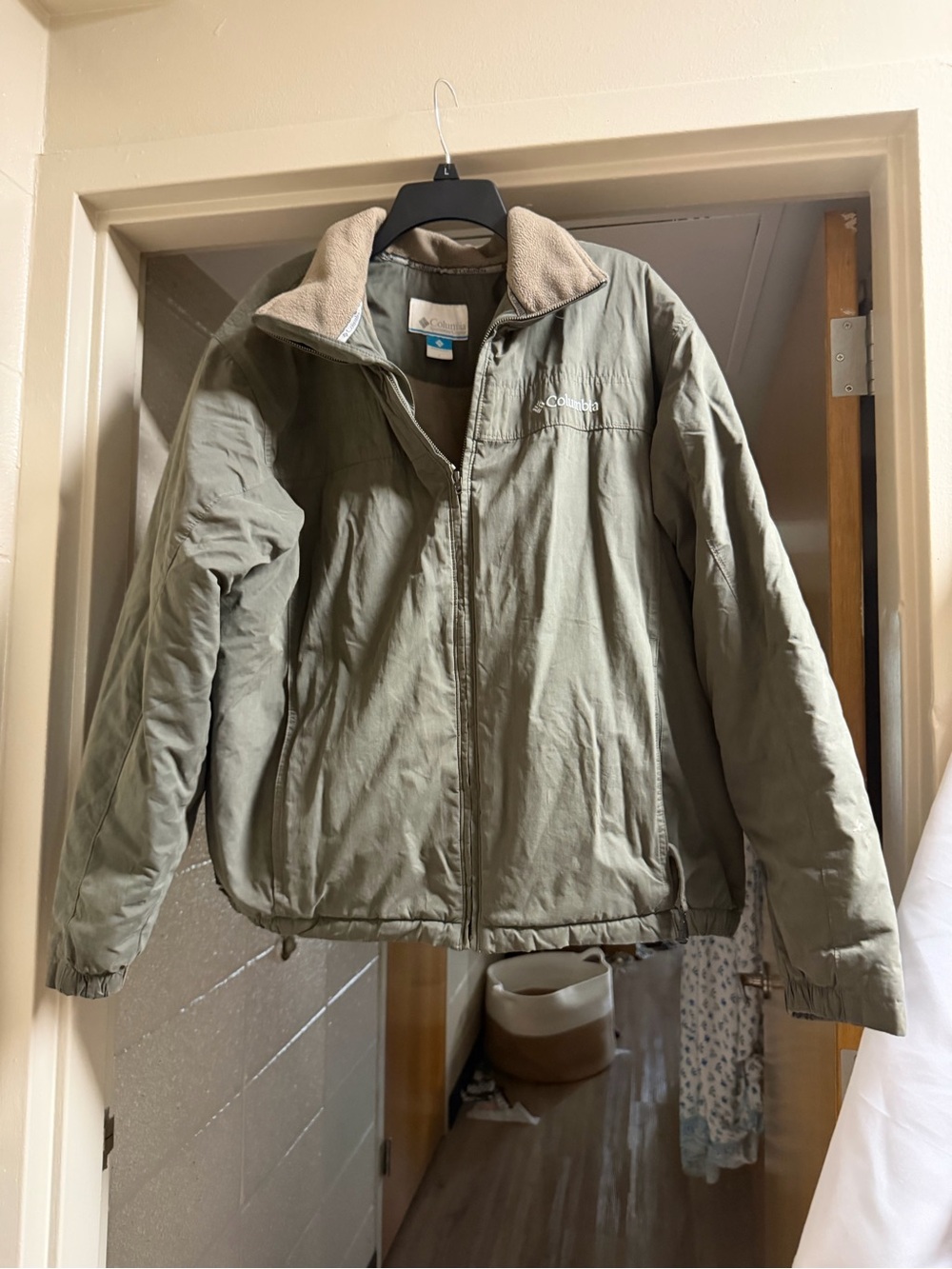 Columbia Men's Olive Green Performance Jacket with Fleece Collar